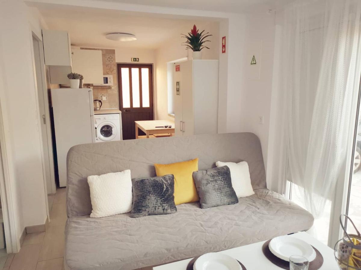 Small House With Private Park And Yard Terrugem 外观 照片